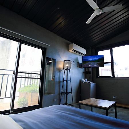 Ferienwohnung It'S 一起 旅店 Tainan Exterior foto