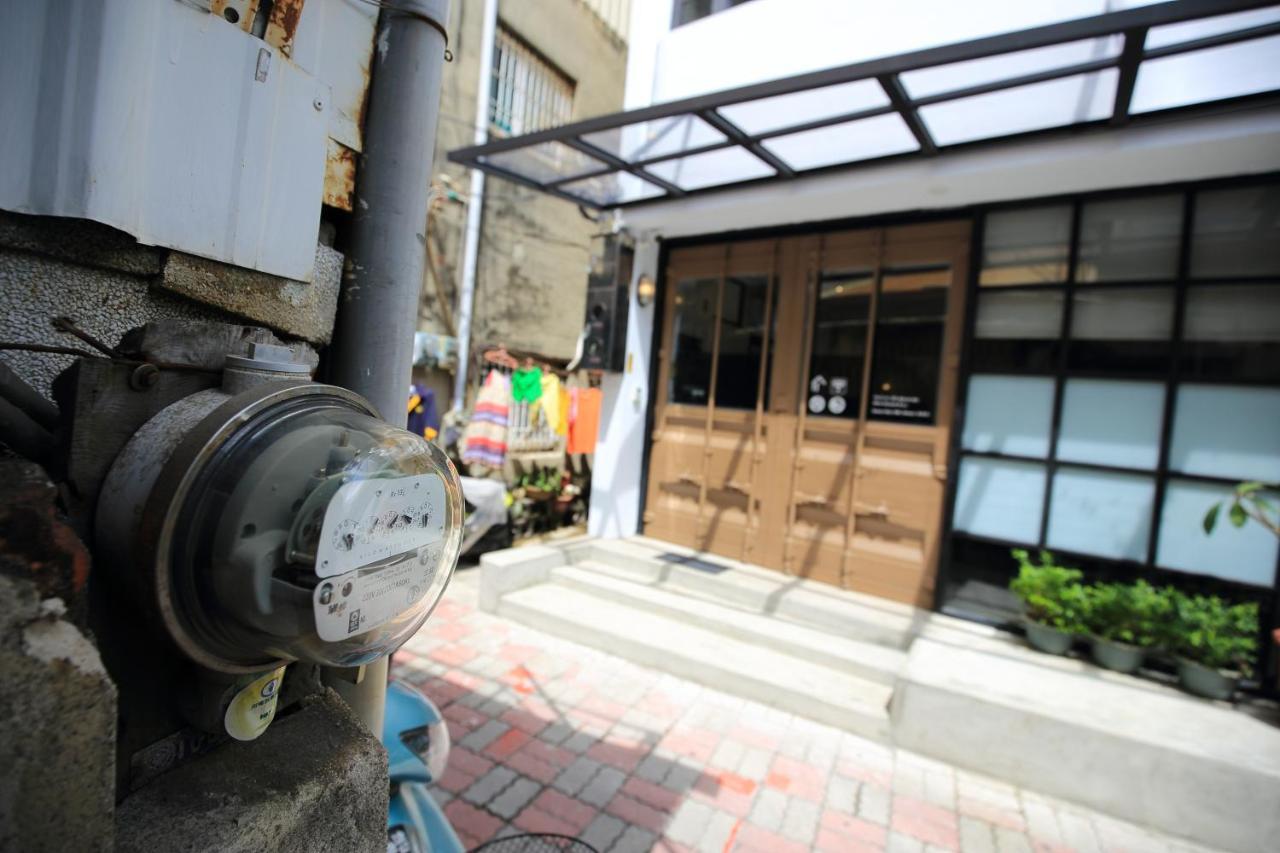 Ferienwohnung It'S 一起 旅店 Tainan Exterior foto
