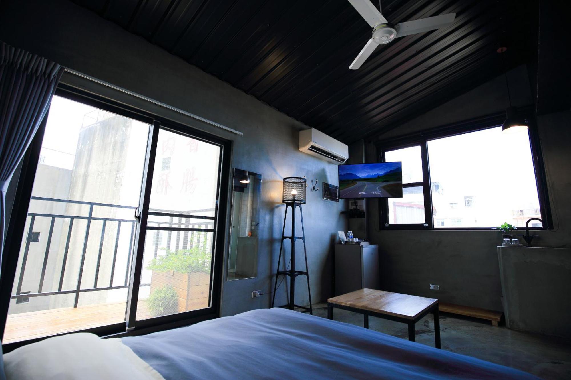 Ferienwohnung It'S 一起 旅店 Tainan Exterior foto