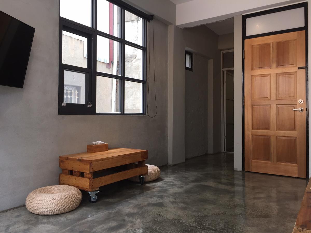 Ferienwohnung It'S 一起 旅店 Tainan Exterior foto
